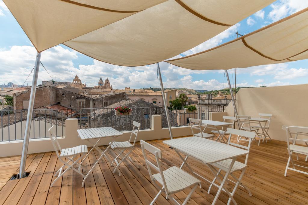 ラグーザ Terrazza Dei Sogni Bed & Breakfast エクステリア 写真