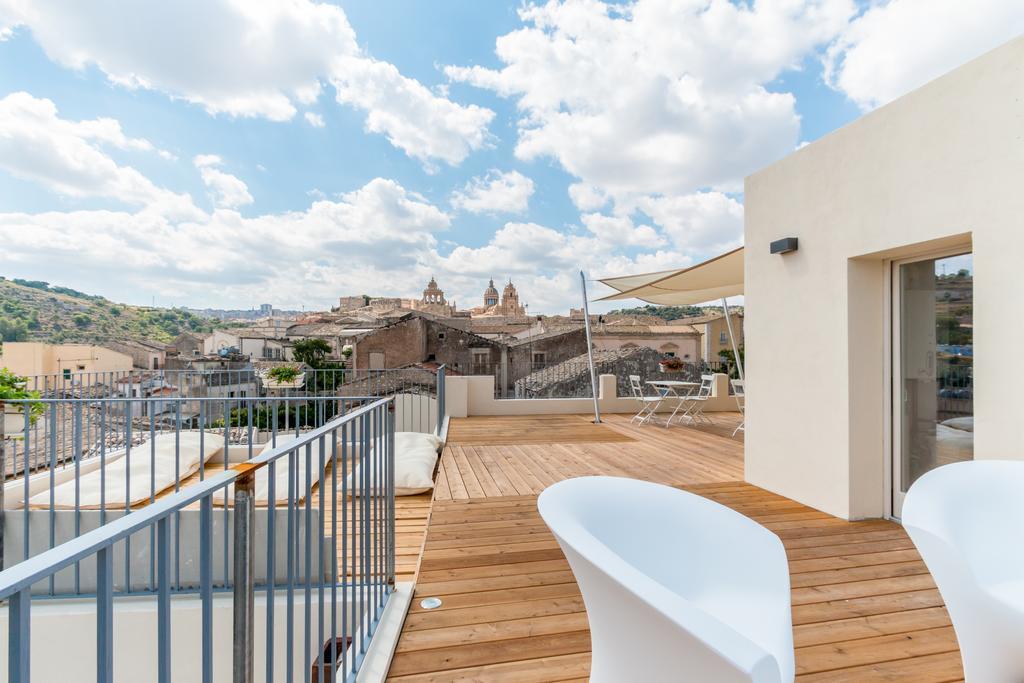 ラグーザ Terrazza Dei Sogni Bed & Breakfast エクステリア 写真