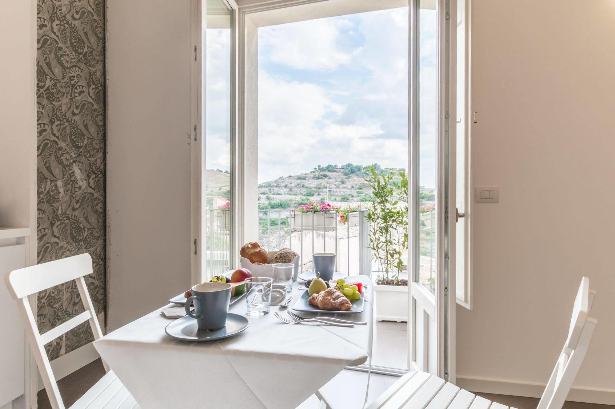 ラグーザ Terrazza Dei Sogni Bed & Breakfast エクステリア 写真