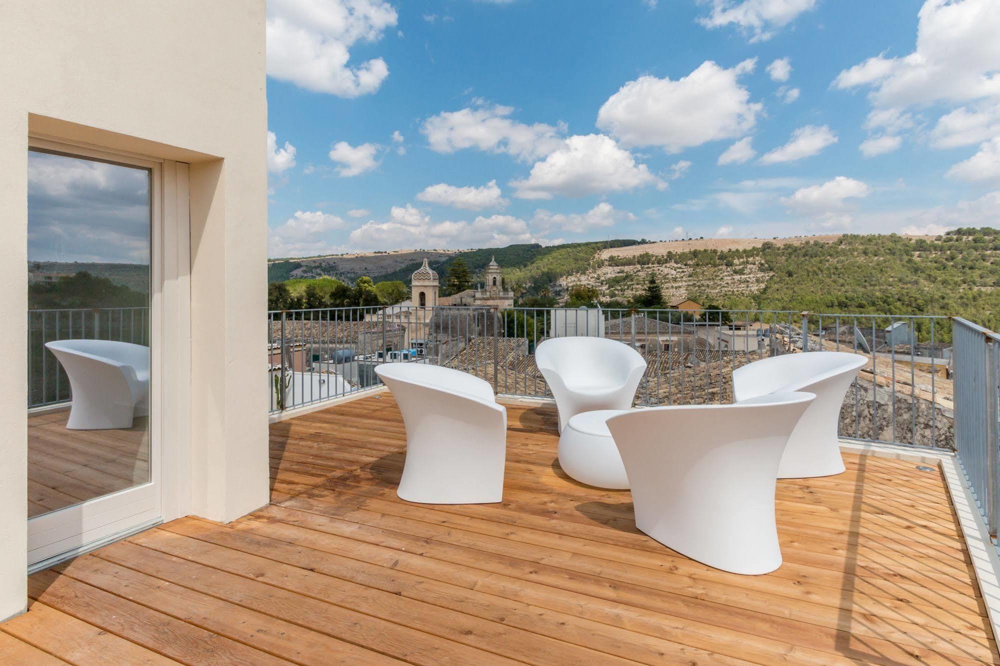 ラグーザ Terrazza Dei Sogni Bed & Breakfast エクステリア 写真