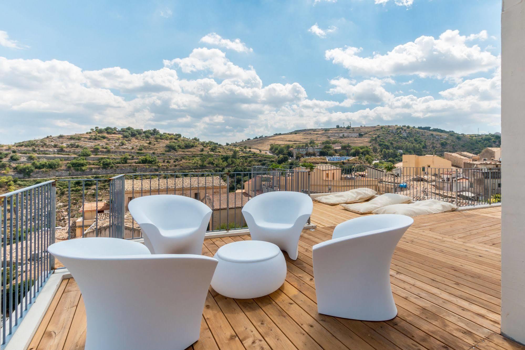ラグーザ Terrazza Dei Sogni Bed & Breakfast エクステリア 写真