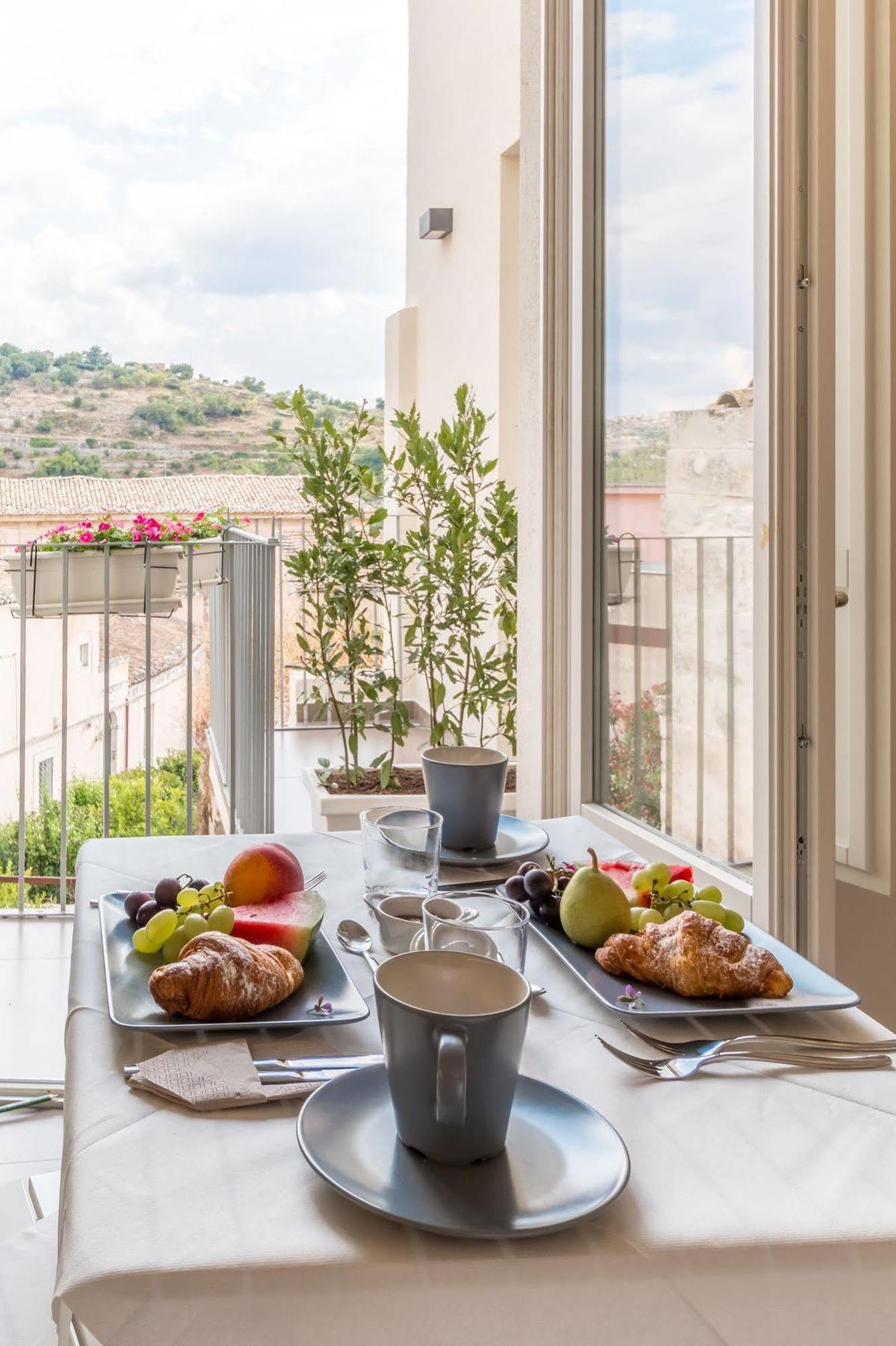 ラグーザ Terrazza Dei Sogni Bed & Breakfast エクステリア 写真